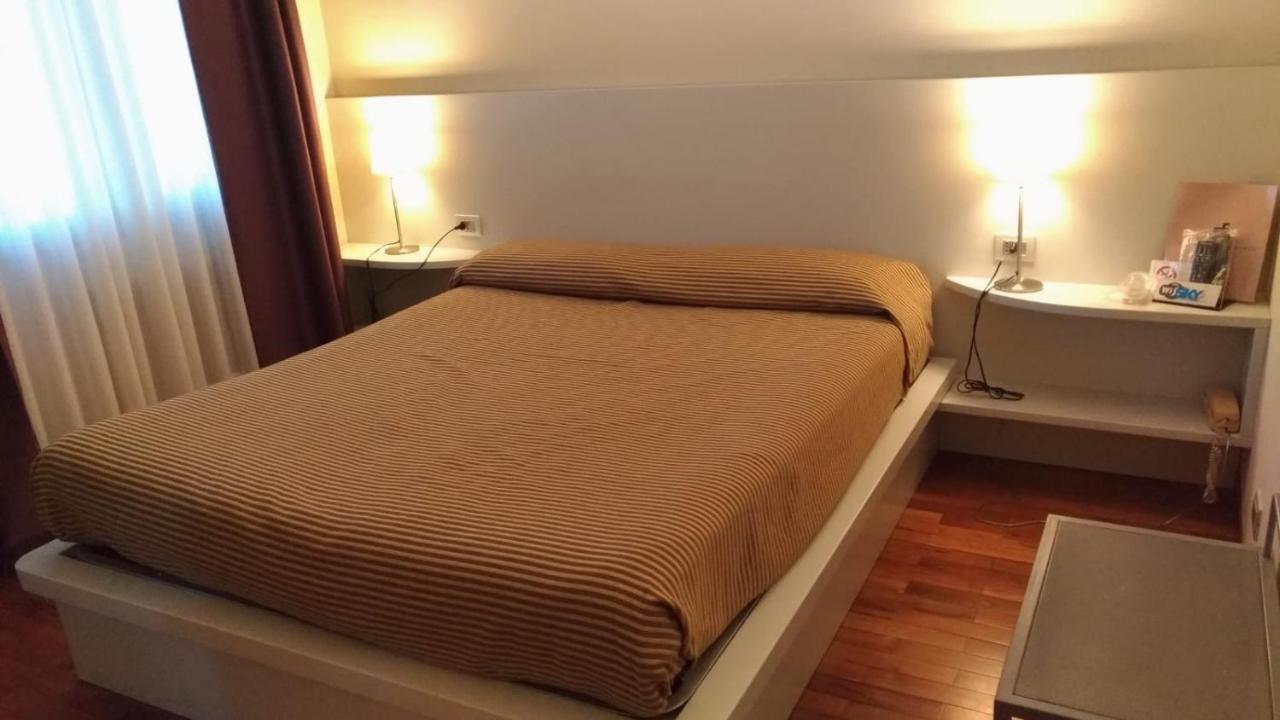 בורגומאנרו Hotel San Francesco מראה חיצוני תמונה